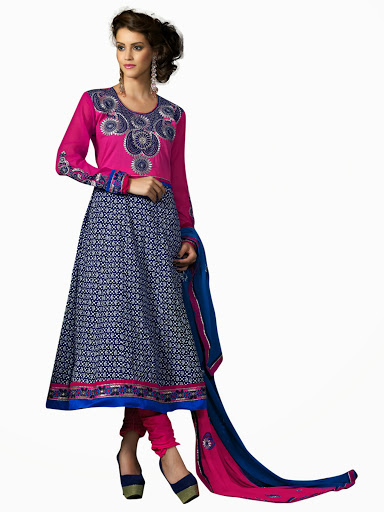 colourfull pattern in dress