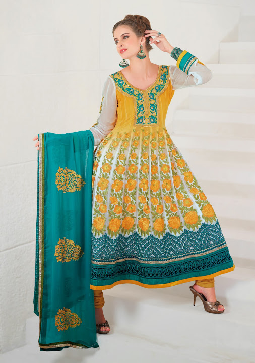 newly fashioned glamour in dress