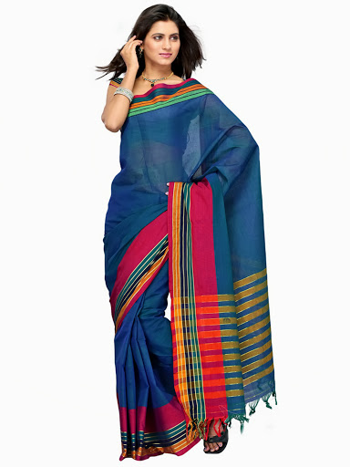 classy wear saree