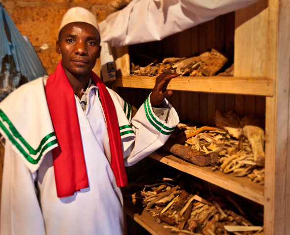 Traditional Doctor/SANGOMA POWERUL Inyanga To Bring Back Lost Lover