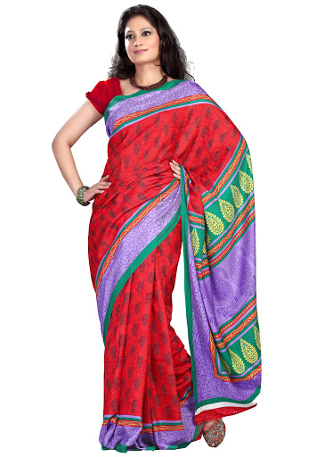 latest pattern in saree