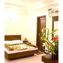We are offering Airport Hotels