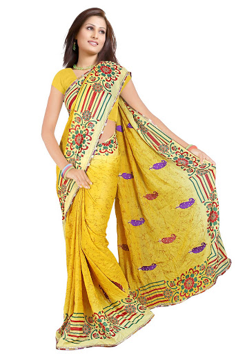 newly fashioned glamour in saree