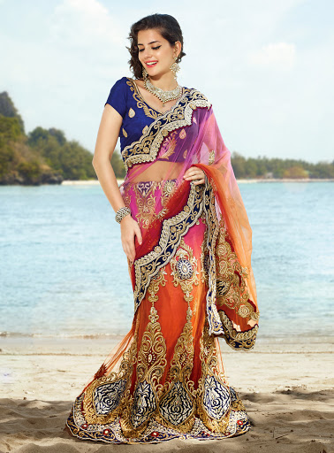 classy wear saree