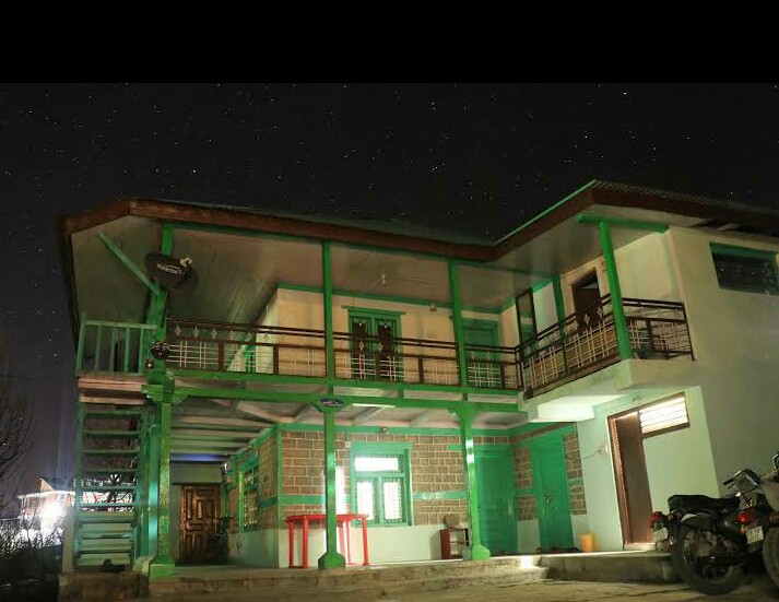 Hamptan Home Manali