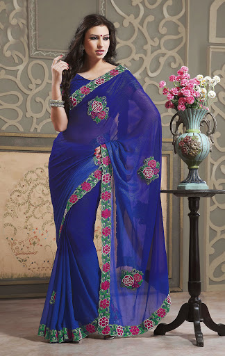 classy wear saree