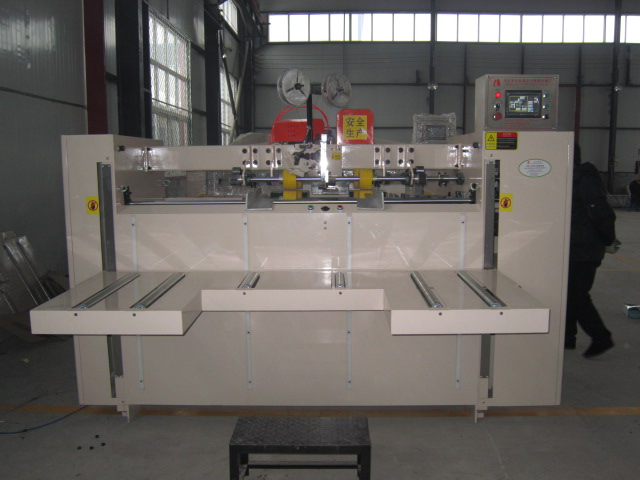 Semi Auto Stitcher.