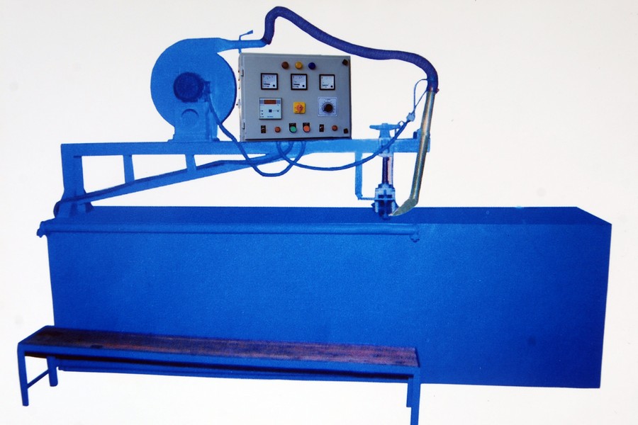 A leading manufacturer of HDPE AND P.P. Tarpaulin Heat Sealing Machines