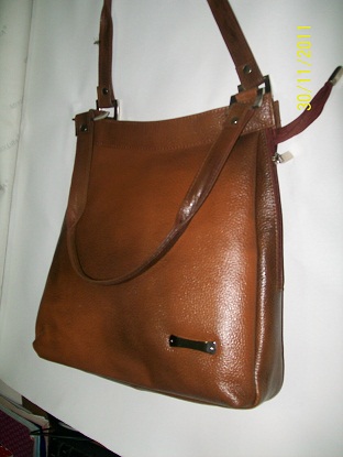 We are offering ! Leather Hand BagsManufacturers and ExportersLeather ProductsAll Indiaother