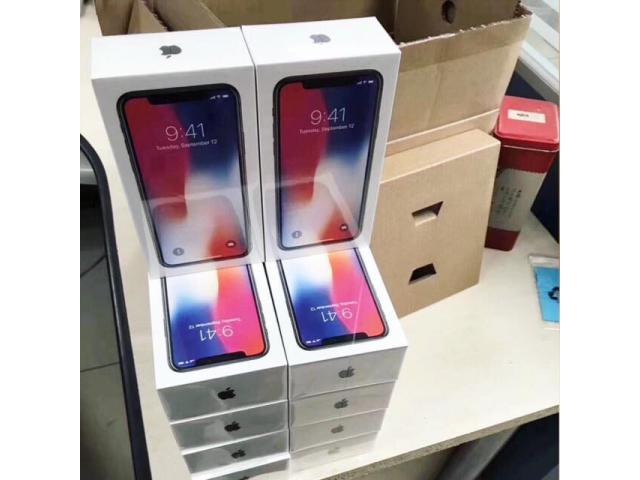 Apple iPhone X 256GB/Apple iPhone 8 Plus 256GB $450