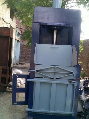 We are offering ! Bale Press Machinery