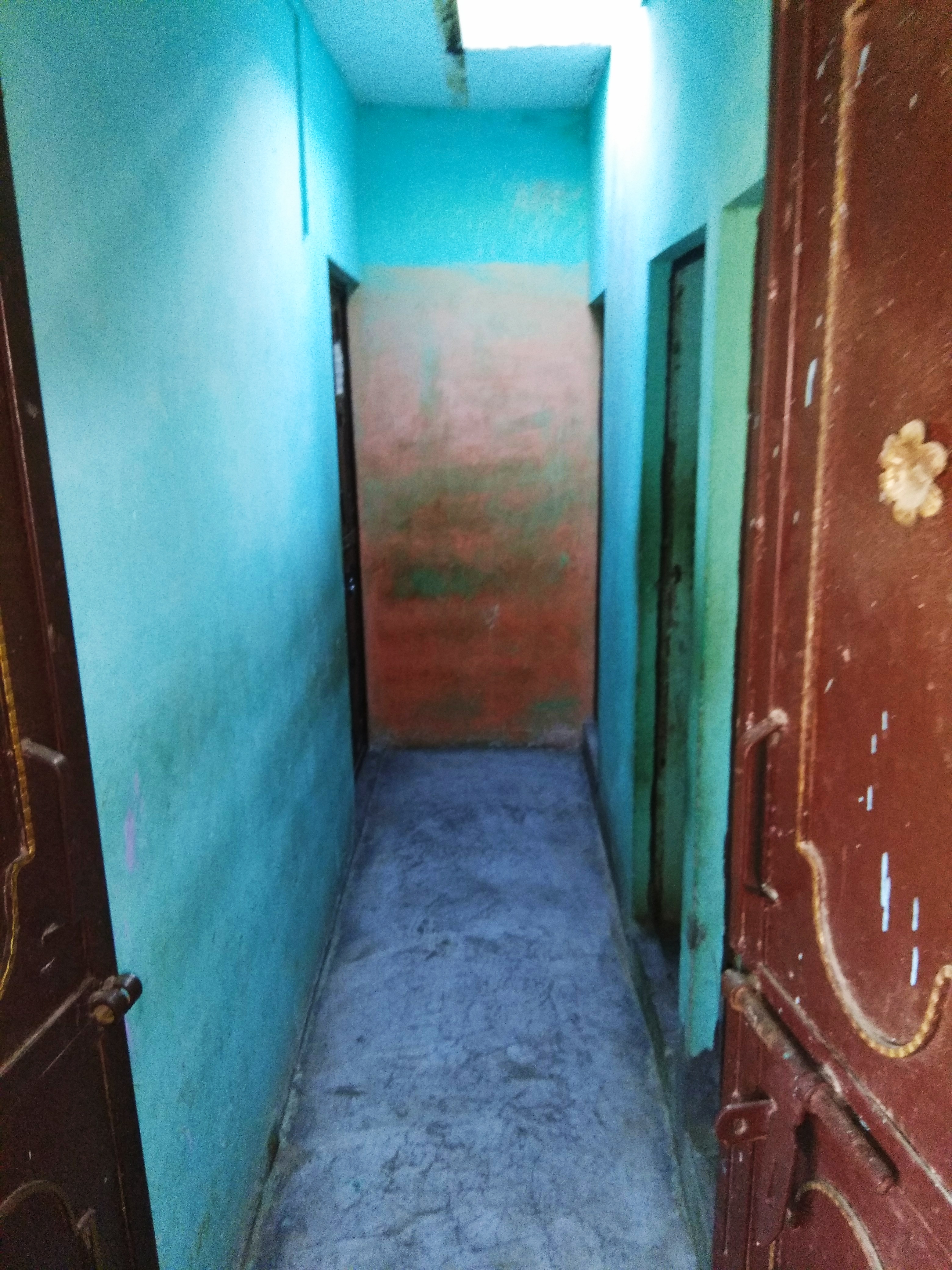 1 room set (RK) available on rent in west patel nagar
