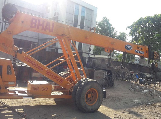 Hydraulic Telescopic Crane On Hire