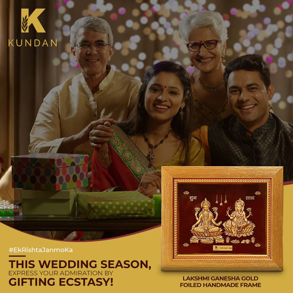 Best Wedding Gift  Gold Foiled Handmade Frames |KundanServicesEverything ElseCentral DelhiConnaught Place