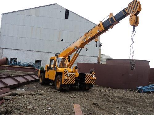Crane Rental Service