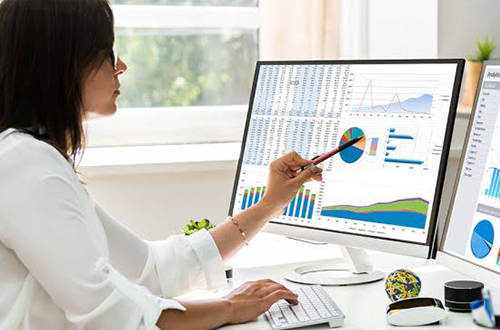 Top Digital Business Management Co-Op course in BC (Canada)
