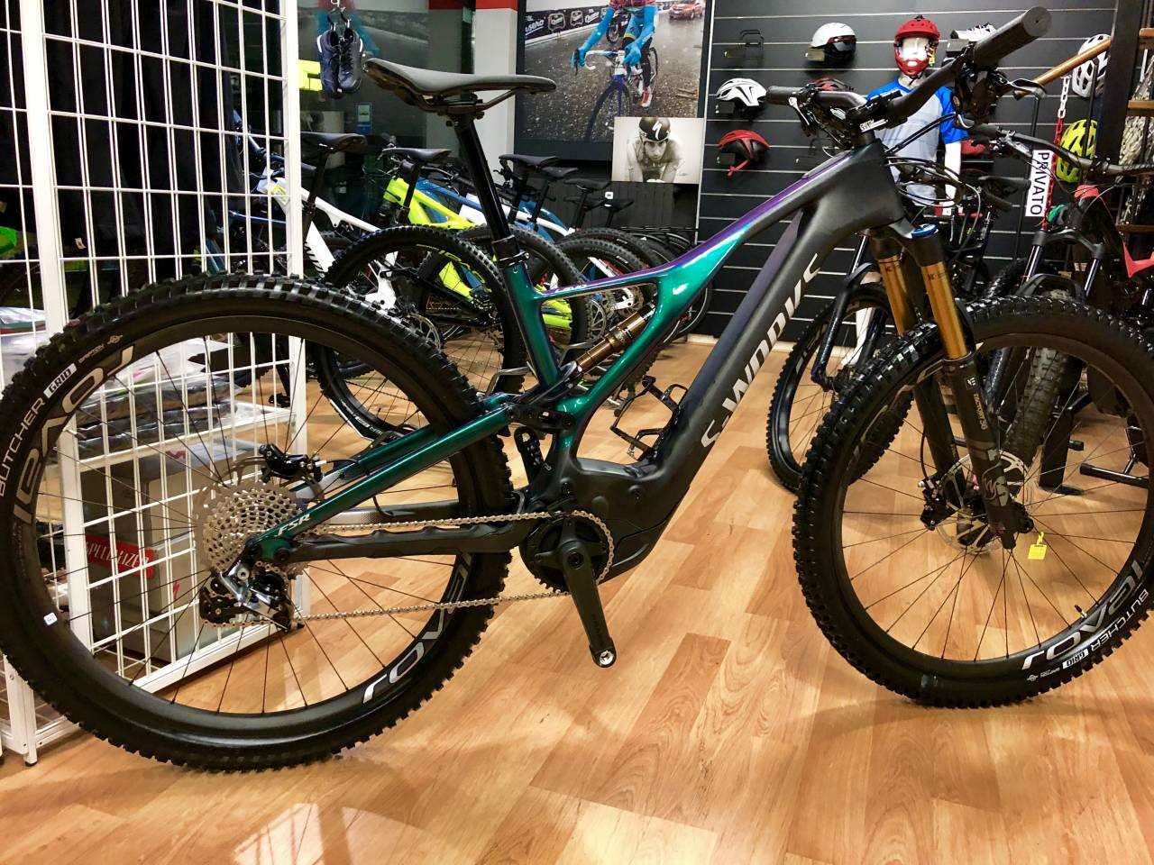 2019 Specialized Men\\\'s Turbo Levo FSR Expert Carbon 6Fattie/29