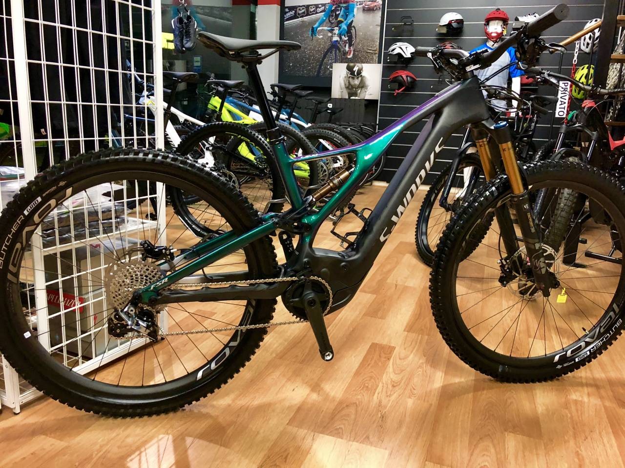 2019 Specialized Men\\\'s Turbo Levo FSR Expert Carbon 6Fattie/29Cars and BikesBicyclesAll IndiaShivaji Bus Depot