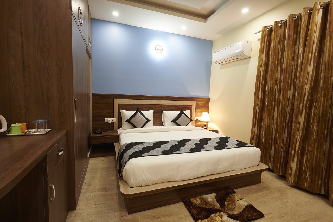 Best Guest house near medanta hospital in GurgaonHotels3 Star HotelsGurgaonSushant Lok