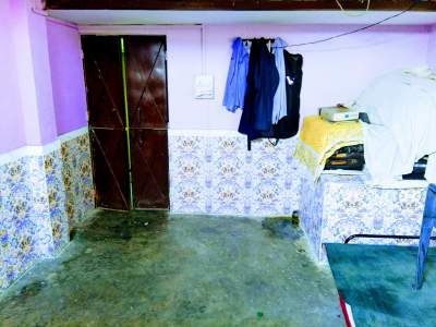 1 Room Set Available for Rent in West Patel Nagar