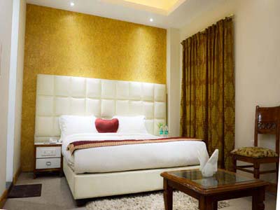 Enjoy Stay in Delhi-NCR with Budget Hotels In Noida : House Inn NoidaHotels3 Star HotelsNoidaHoshiyarpur Village