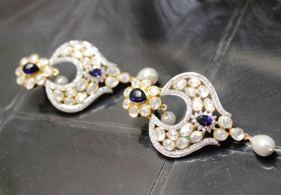 DESIGNER EARRINGFashion and JewelleryFashion JewelryAll Indiaother