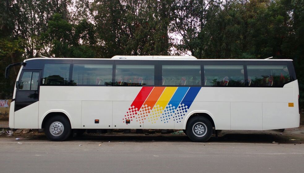 LUXURY BUS HIRE AGENT IN DELHI LUTHRA TRAVELS